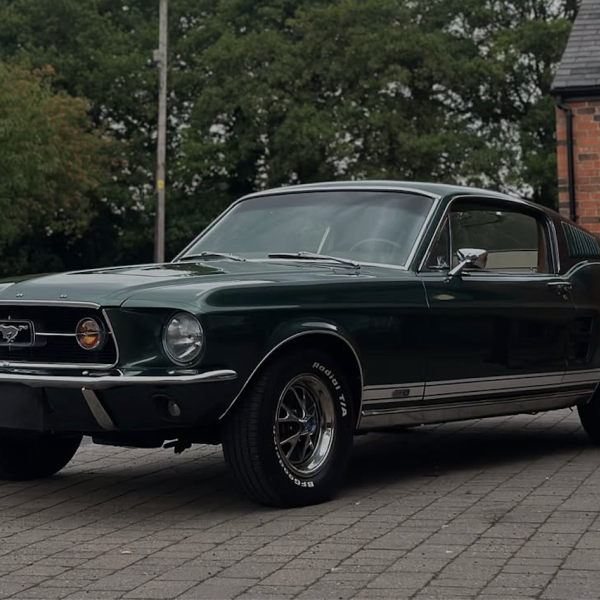 MUSTANG 1967 FASTBACK OU 560 MIL NO PIX